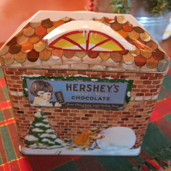 HERSHEY'S CHOCOLATE Christmas Tin Hershey's Candy Store-Empty  Collectible - Picture 3 of 6